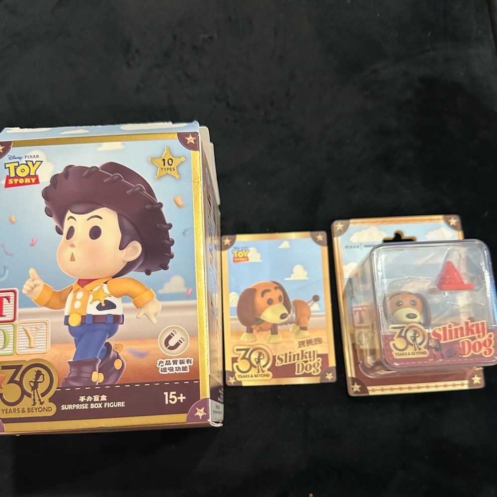 Miniso 30 Years & Beyond
Toy Story: Slinky Dog
